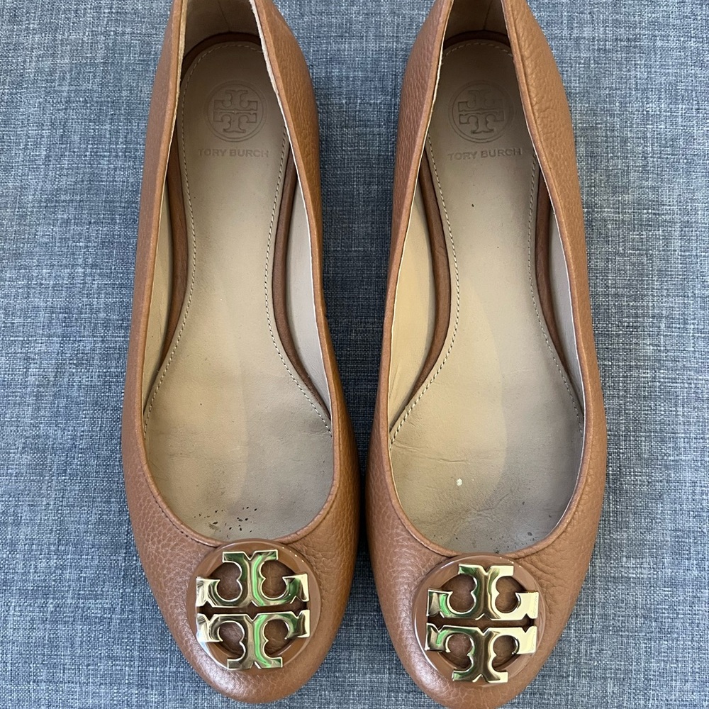 Tory Burch Women's Tan Ballet Flats